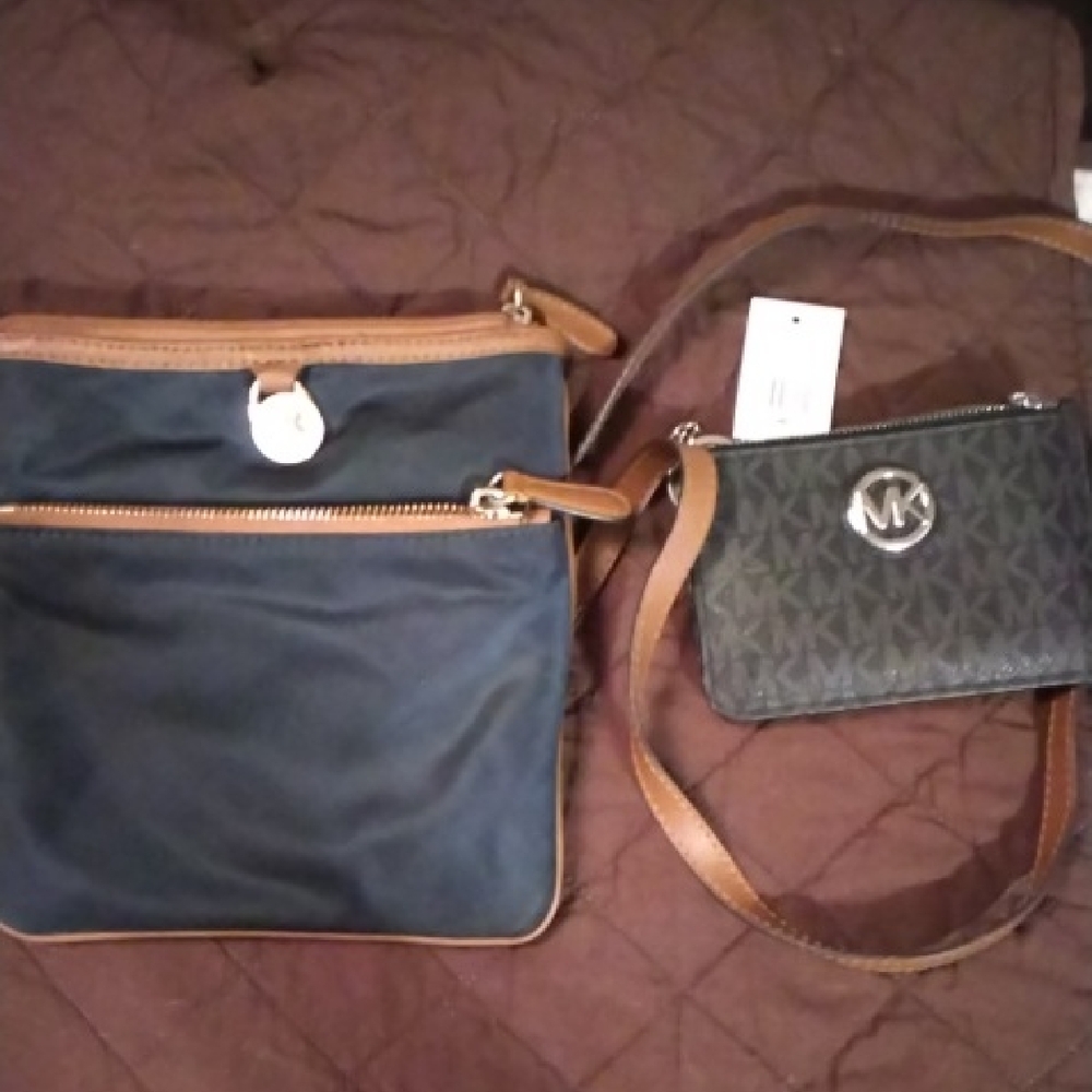 Michael Kors Navy and Tan Crossbody Bag Set